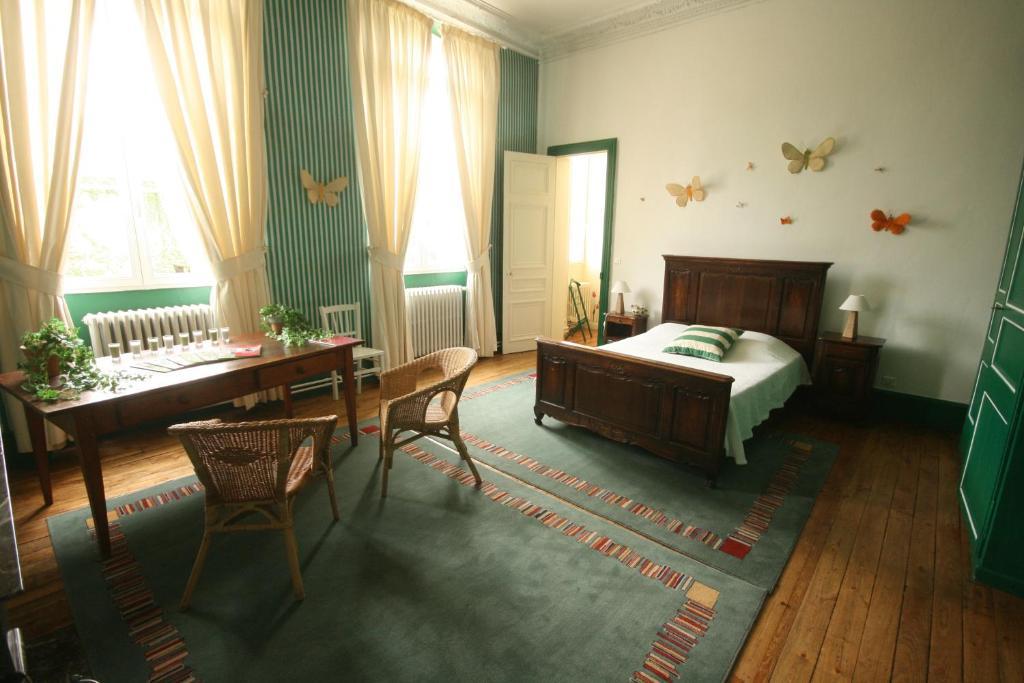 Grand Gite 15 Personnes, 9 Chambres, 100Km De Paris En Exclusivite Septmonts Room photo